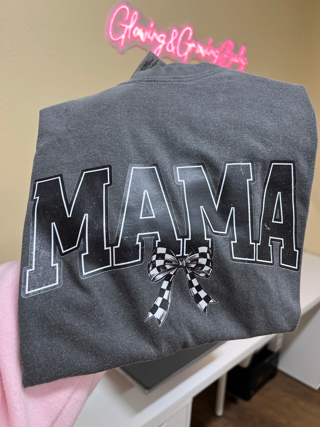 Mama Checker Bow